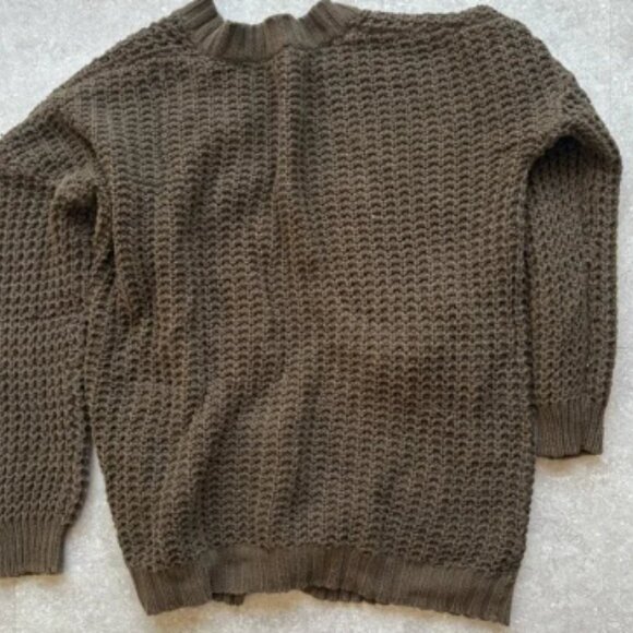 Chunky Knit Green Sweater - Picture 3 of 3